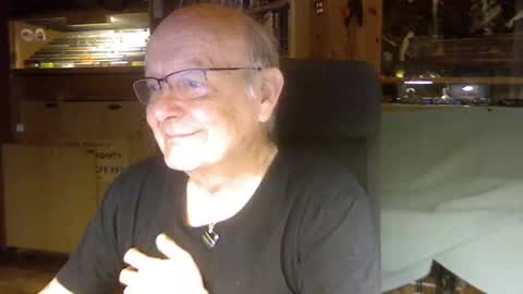 Snapshot of pomme1949 chatting on 02-11-25, 03:29 pomme1949 online show from 02-11-25, 03:29