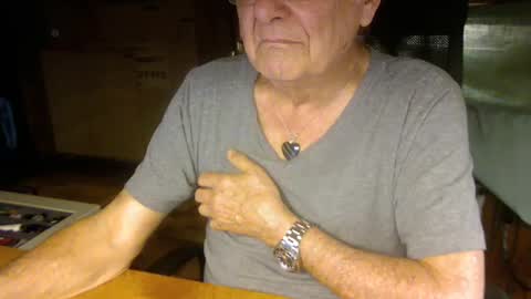 Snapshot of pomme1949 chatting on 02-27-25, 04:21 pomme1949 online show from 02-27-25, 04:21