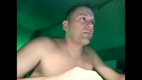 Snapshot of pomplinero chatting on 10-07-25, 11:35 pomplinero online show from 10-07-25, 11:35