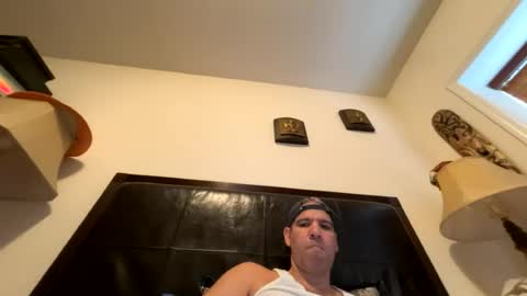Snapshot of ponchynyc chatting on 08-03-26, 03:16 PONCH online show from 08-03-26, 03:16