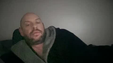 Snapshot of poneloc01 chatting on 11-22-25, 09:36 poneloc01 online show from 11-22-25, 09:36