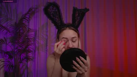 Snapshot of pooja_hegde chatting on 10-08-25, 01:14 Eva online show from 10-08-25, 01:14