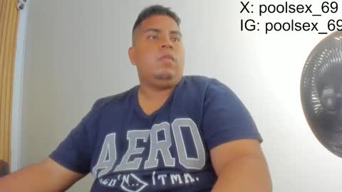 Snapshot of poolsexx_69 chatting on 09-08-25, 11:15 poolsexx_69 online show from 09-08-25, 11:15