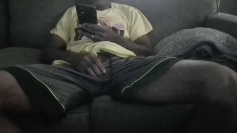 Snapshot of pootie83 chatting on 08-08-26, 01:46 pootie83 online show from 08-08-26, 01:46