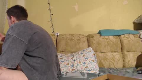 Snapshot of poowl205160 chatting on 02-14-26, 11:18 Alex online show from 02-14-26, 11:18