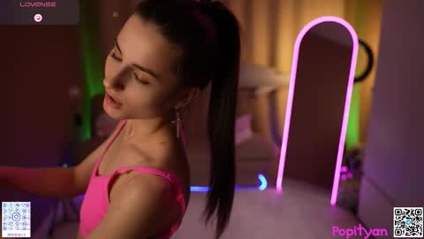 Louise  see you on December 1  at 2200 UTC3 online show from 02-28-26, 05:52