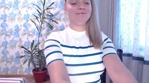 popkornmolli online show from 01-17-25, 11:38