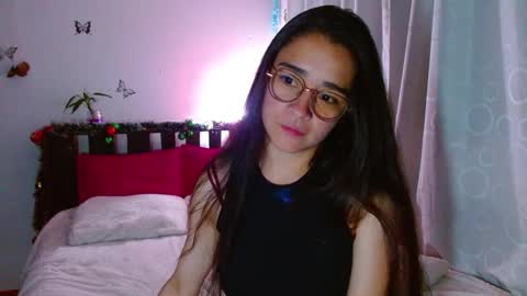 Snapshot of porcelainlux chatting on 12-10-24, 04:24 porcelainlux online show from 12-10-24, 04:24