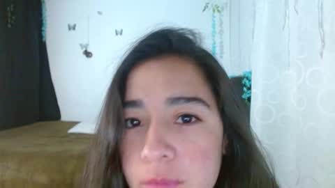 Snapshot of porcelainlux chatting on 01-12-25, 08:57 porcelainlux online show from 01-12-25, 08:57