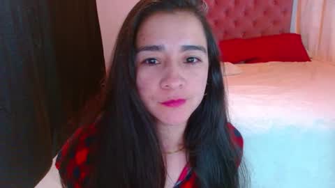 Snapshot of porcelainlux chatting on 01-27-25, 03:15 porcelainlux online show from 01-27-25, 03:15