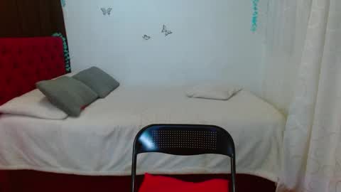 Snapshot of porcelainlux chatting on 03-02-25, 05:25 porcelainlux online show from 03-02-25, 05:25