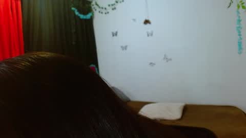 Snapshot of porcelainlux chatting on 03-12-25, 08:31 porcelainlux online show from 03-12-25, 08:31