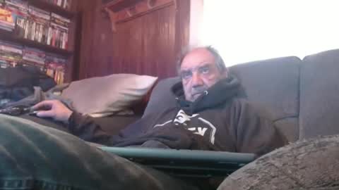 Snapshot of porkingit400 chatting on 02-15-25, 12:11 porkingit400 online show from 02-15-25, 12:11