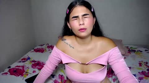 NICKKYMARTIN online show from 01-26-25, 05:13