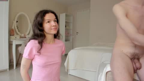 Bella  online show from 01-18-25, 11:54