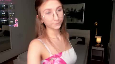 Elizabeth online show from 11-11-25, 07:25