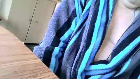 poshman65 online show from 02-07-25, 01:22