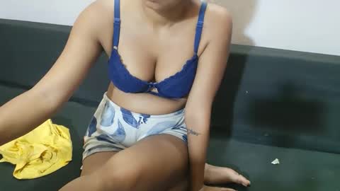 poulomi online show from 10-05-25, 04:33