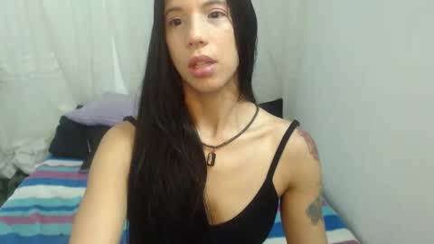 Snapshot of power_love_lemon chatting on 11-15-25, 11:29 power_love_lemon online show from 11-15-25, 11:29