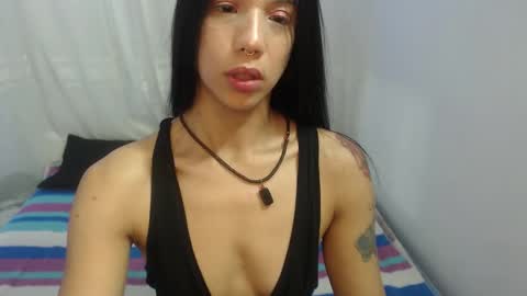 Snapshot of power_love_lemon chatting on 11-26-25, 11:11 power_love_lemon online show from 11-26-25, 11:11