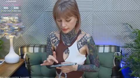 Lola online show from 03-04-26, 05:24