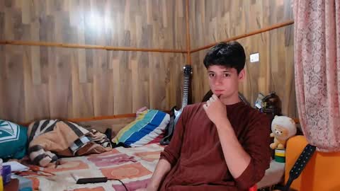 Snapshot of powertwinky chatting on 02-02-25, 04:37 chris independent  online show from 02-02-25, 04:37