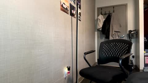 Kylie online show from 01-10-25, 08:15