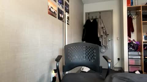 Kylie online show from 01-22-25, 08:06