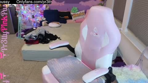 Snapshot of pr3ttyp1nkpussy chatting on 01-03-25, 02:54 Evangeline Eva Darling online show from 01-03-25, 02:54