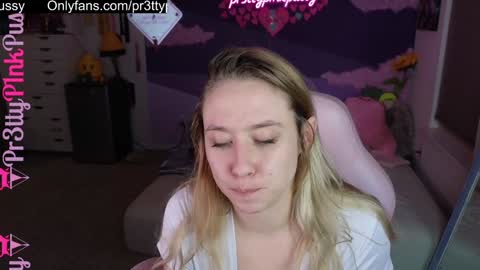 Snapshot of pr3ttyp1nkpussy chatting on 01-11-25, 02:20 Evangeline Eva Darling online show from 01-11-25, 02:20