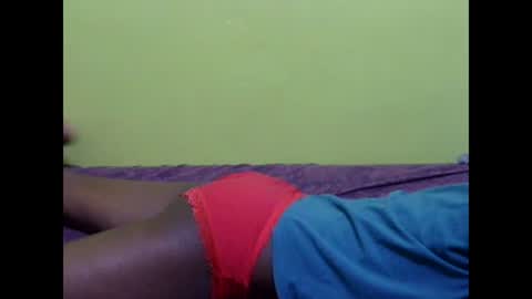 Snapshot of precious_nesh chatting on 02-16-25, 01:05 precious_nesh online show from 02-16-25, 01:05