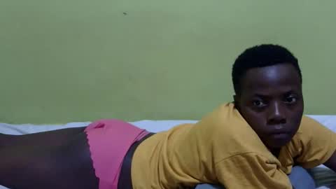 Snapshot of precious_nesh chatting on 11-21-25, 03:38 precious_nesh online show from 11-21-25, 03:38