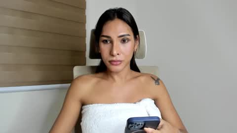 Paula online show from 01-10-25, 11:33