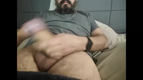 Snapshot of precumbear chatting on 01-04-25, 01:53 precumbear online show from 01-04-25, 01:53