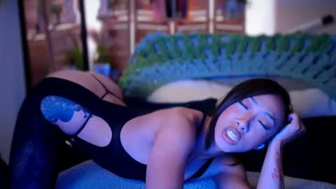 PreeminentJess online show from 10-05-25, 08:01