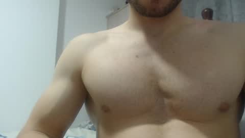 Snapshot of preettyboyx chatting on 12-26-24, 08:00 JUAN online show from 12-26-24, 08:00