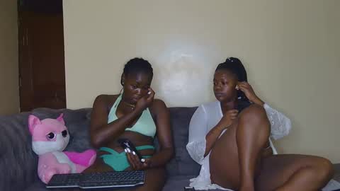 Lilly online show from 02-10-25, 03:32