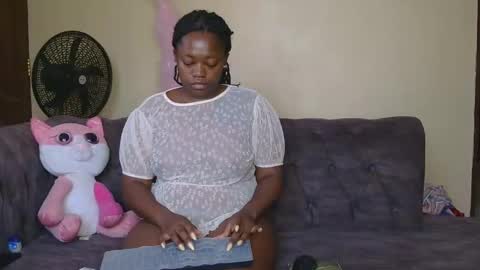 Lilly online show from 02-17-25, 05:25