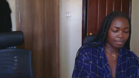 Lilly online show from 03-06-25, 10:09