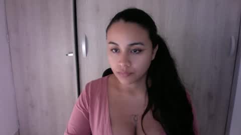 Snapshot of preggo_fantasy chatting on 10-11-25, 04:44 preggo_fantasy online show from 10-11-25, 04:44