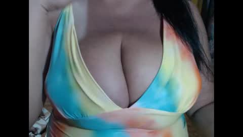 Snapshot of pregnant4twins chatting on 02-22-26, 08:35 BEING SINGLE PREGNANT HAVING TWINS IS NOT EASY SO PLS DONT MAKE ME STRESS IF YOU CANT HELP BE CONSIDERATETHANK YOU online show from 02-22-26, 08:35