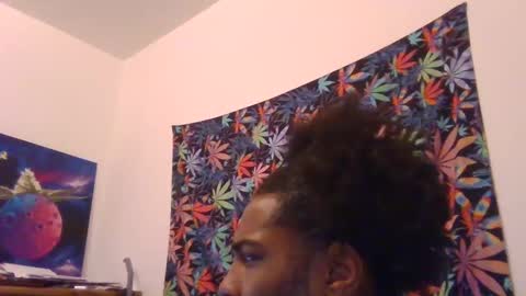 Snapshot of presidentialbryana chatting on 02-25-25, 01:09 Libra Lamont online show from 02-25-25, 01:09