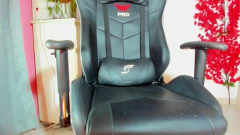 PRESSURE online show from 03-24-26, 09:25