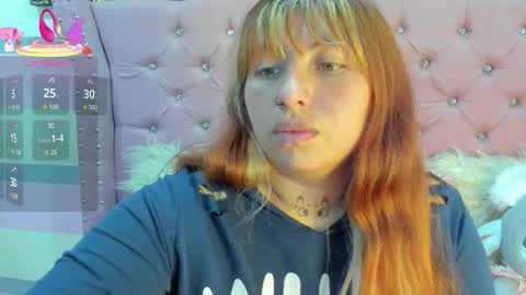 Snapshot of pretti__violet_ chatting on 10-27-25, 11:58 Pretti Violet online show from 10-27-25, 11:58