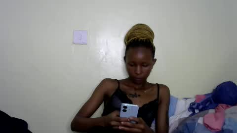 prettiekelly online show from 02-12-25, 01:52
