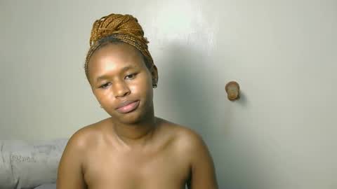 Snapshot of pretttybarbie chatting on 02-24-26, 03:26 Barbie online show from 02-24-26, 03:26