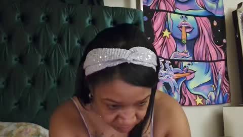 Yasmine pretty online show from 01-08-25, 02:25