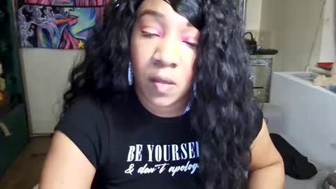 Yasmine pretty online show from 01-18-25, 04:59