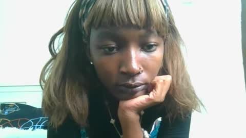 pretty__lisa online show from 12-21-25, 02:57