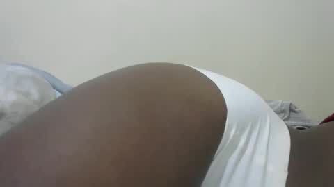 pretty_avena online show from 11-13-25, 07:29